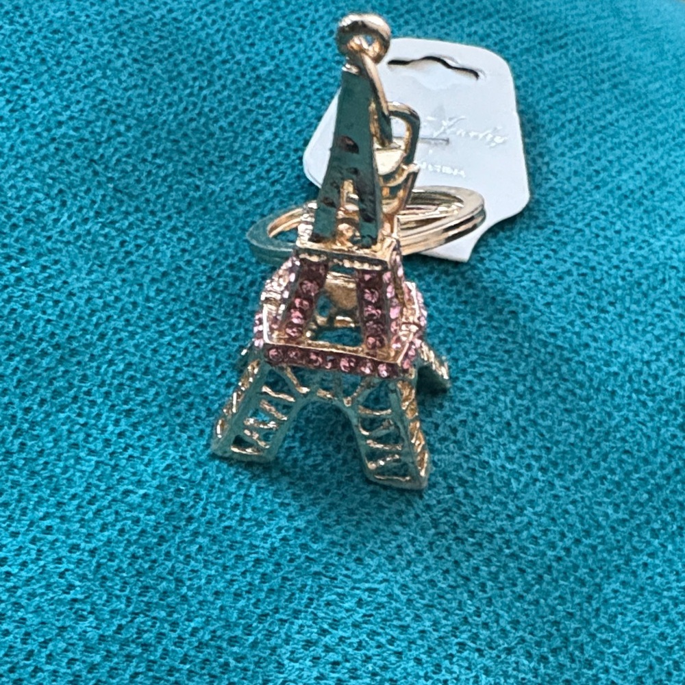 Gold and Pink Eiffel Tower Keychain
